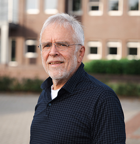 Louis Huttenhuis, beheerder van Valkenaer